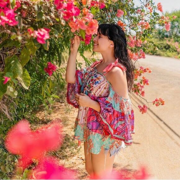 Modaposa Women's Vibrant Cold Shoulder Top XS Pink Blue Embroidered Boho Summer - Picture 8 of 8